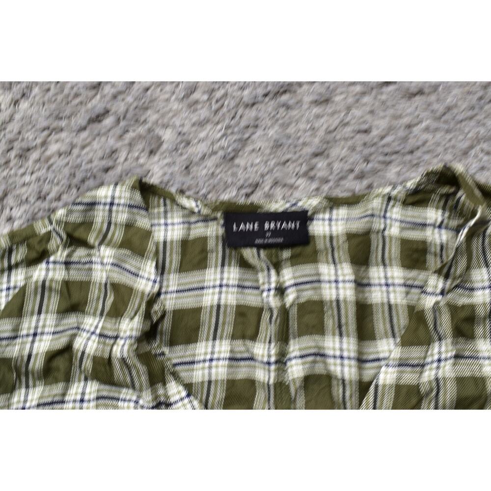 Lane Bryant Green Plaid Rayon Blouse Plus Size 22 V Neck Short Sleeve Top - Picture 5 of 7